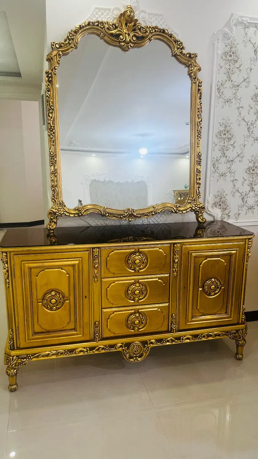 کنسول،آیینه|بوفه، ویترین، کنسول|مشهد, شهرک لشکر (شهرک غرب)|دیوار