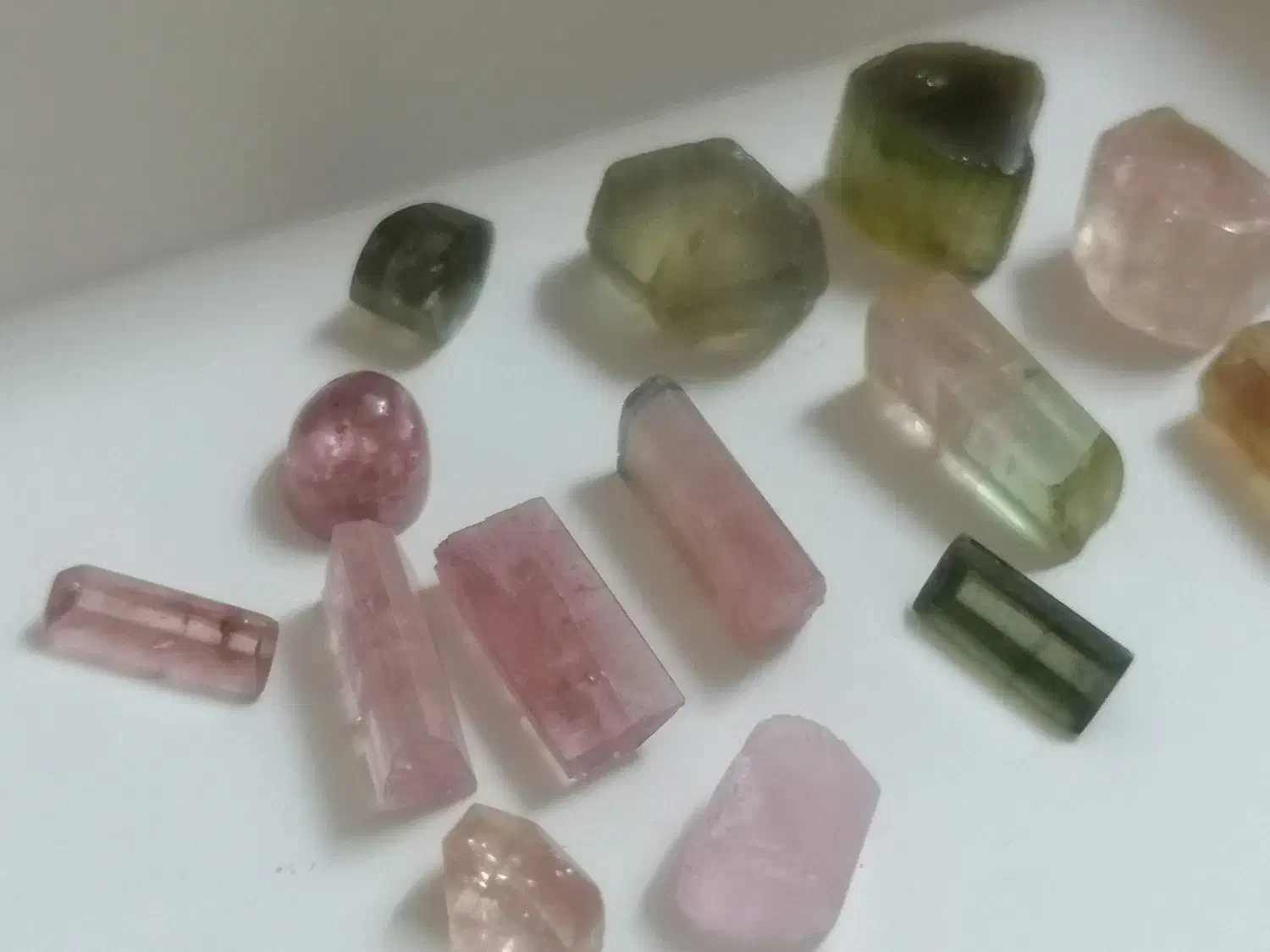 راف تورمالین صورتی|جواهرات|قم, نیروگاه|دیوار