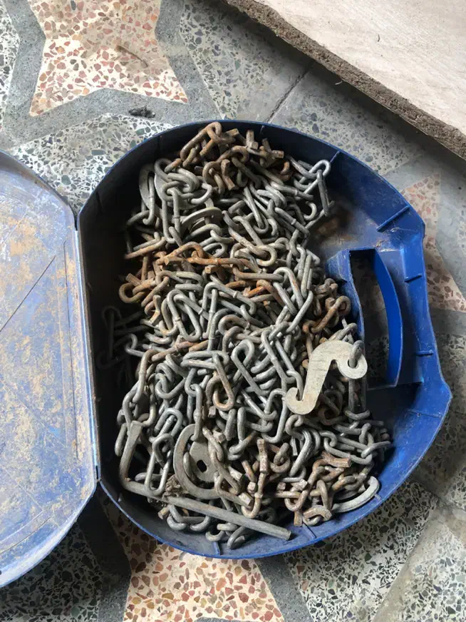 زنجیر چرخ ۱۴ اینچ|قطعات یدکی و لوازم جانبی|تالش, هشتپر|دیوار