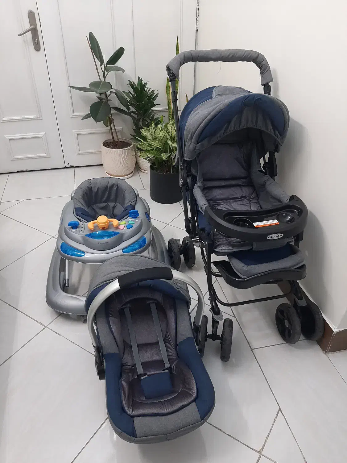 کالسکه|کالسکه و لوازم جانبی|تهران, منیریه|دیوار