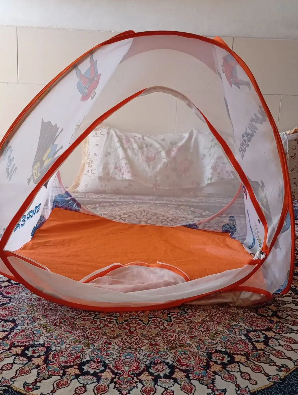 پشه بند نوزاد سالم ولی زیپش خرابه|اسباب و اثاث بچه|شیراز, شهرک قمشه|دیوار