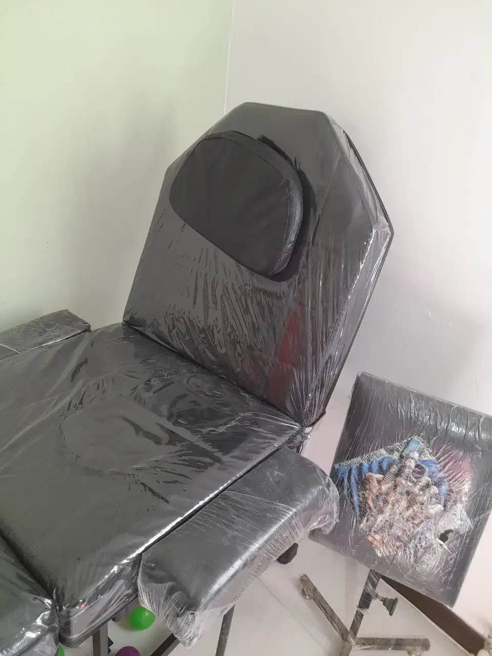 تخت تتو|آرایشگاه و سالن‌های زیبایی|محمدشهر, شهرک پیام (مهرالبرز)|دیوار