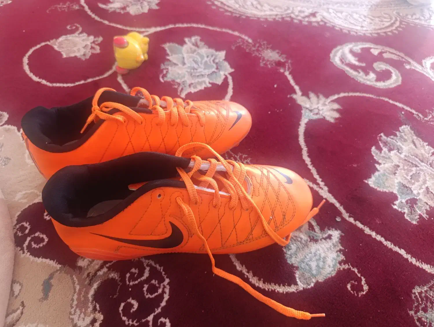 کفش چمن|کیف، کفش، کمربند|اندیمشک, |دیوار