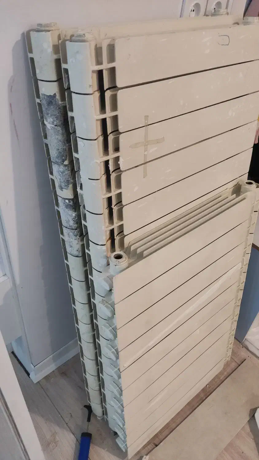 رادیاتور دست دومپره ای|آبگرمکن، پکیج، شوفاژ|تهران, دریا|دیوار