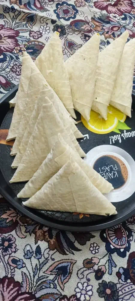 سمبوسه خام|خوردنی و آشامیدنی|شیراز, شیخ علی چوپان|دیوار