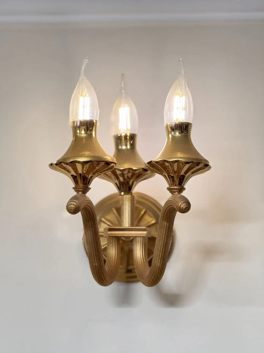 فروش فوق‌العاده لوستر|لوستر و چراغ آویز|بروجرد, |دیوار