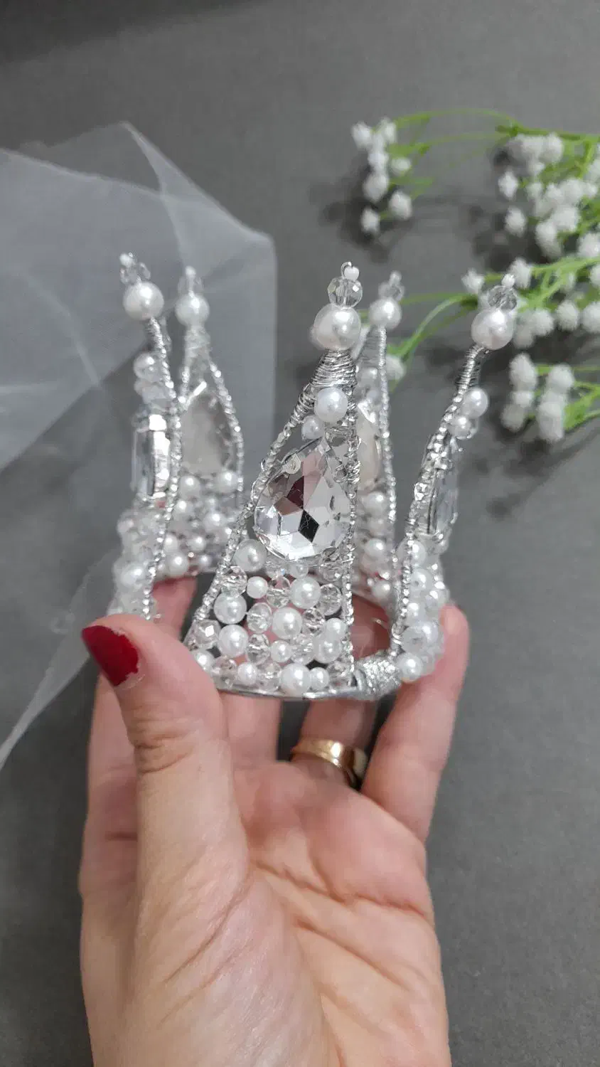 انواع تاج وریسه|زیورآلات و اکسسوری|رشت, استقامت ۲|دیوار