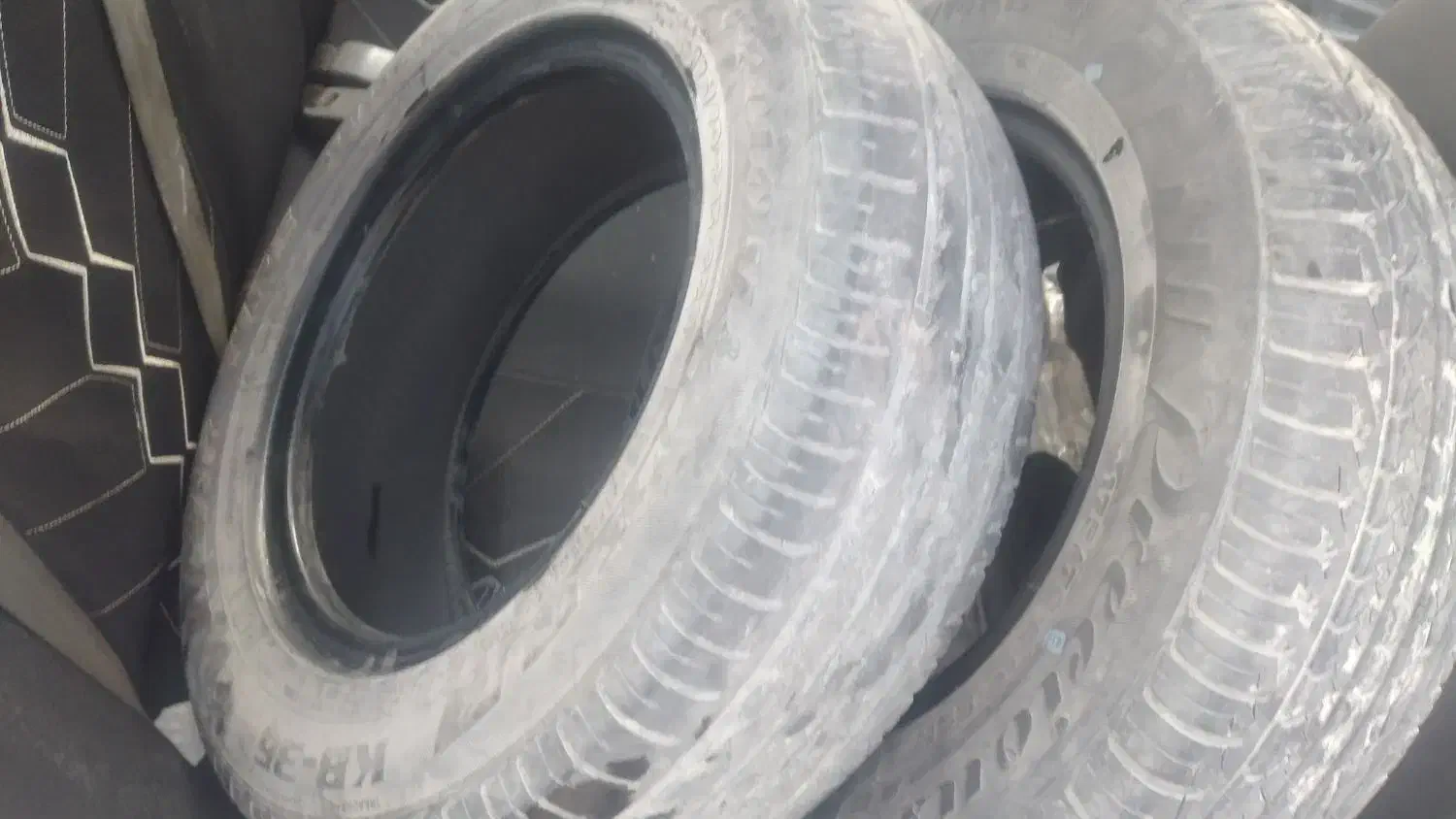 دو عدد لاستیک پیکانی تمیز|قطعات یدکی و لوازم جانبی|زابل, |دیوار