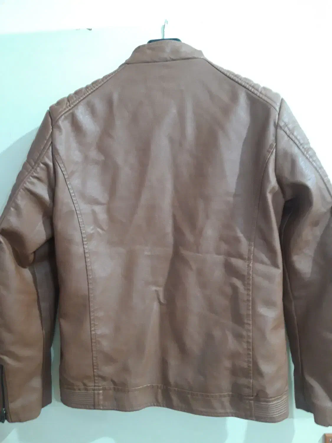 کاپشن چرم سالم در حد نو|لباس|فردوس (خراسان), |دیوار