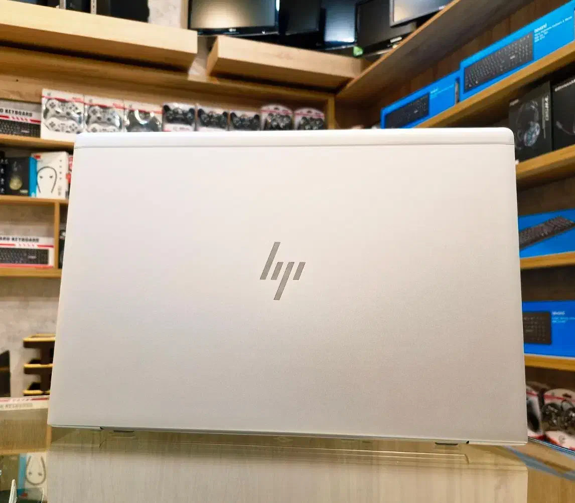 لپ تاپ قدرتمند HP /نسل هشتم/ Ram 16GB / SSD 512GB|رایانه همراه|قزوین, |دیوار