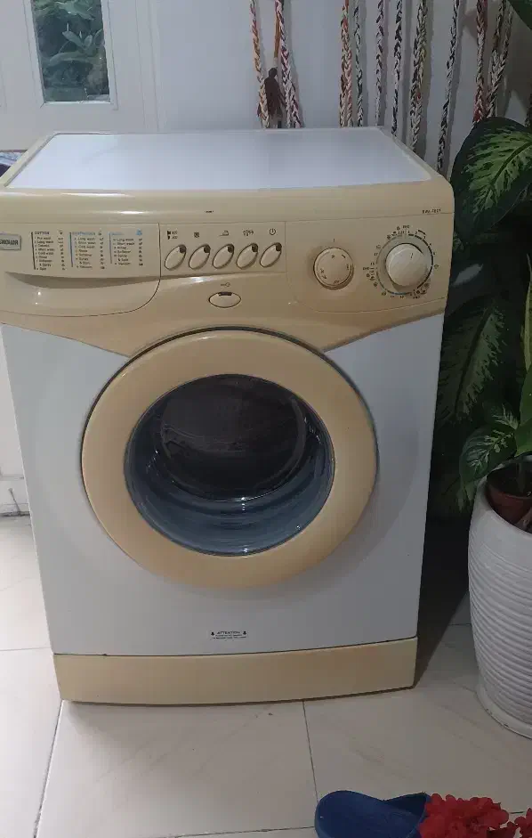 لوازم منزل|ماشین لباسشویی و خشککن لباس|رشت, کوی قدس|دیوار