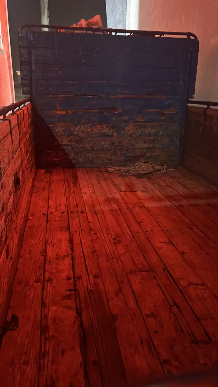 اطاق چوب و فلز خاور هیوند|قطعات یدکی و لوازم جانبی|ورامین, شهرک فجر|دیوار