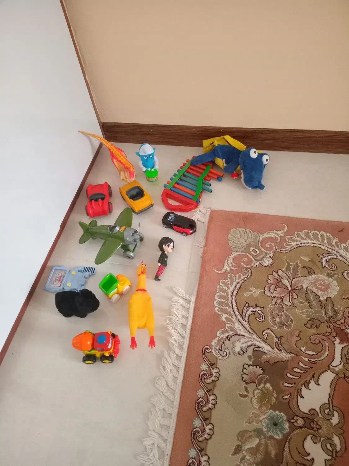 اسباب بازی به فروش میرسد|اسباب‌بازی بچه|گلبهار, نوبهار|دیوار