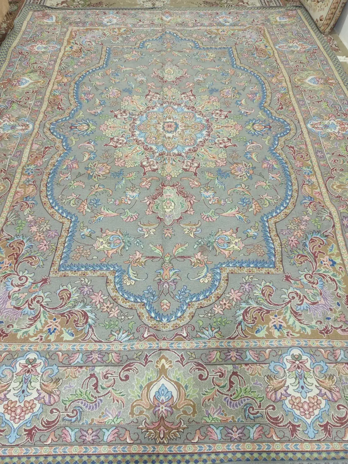 رو فرشی|روفرشی|محمدشهر, محمدشهر|دیوار