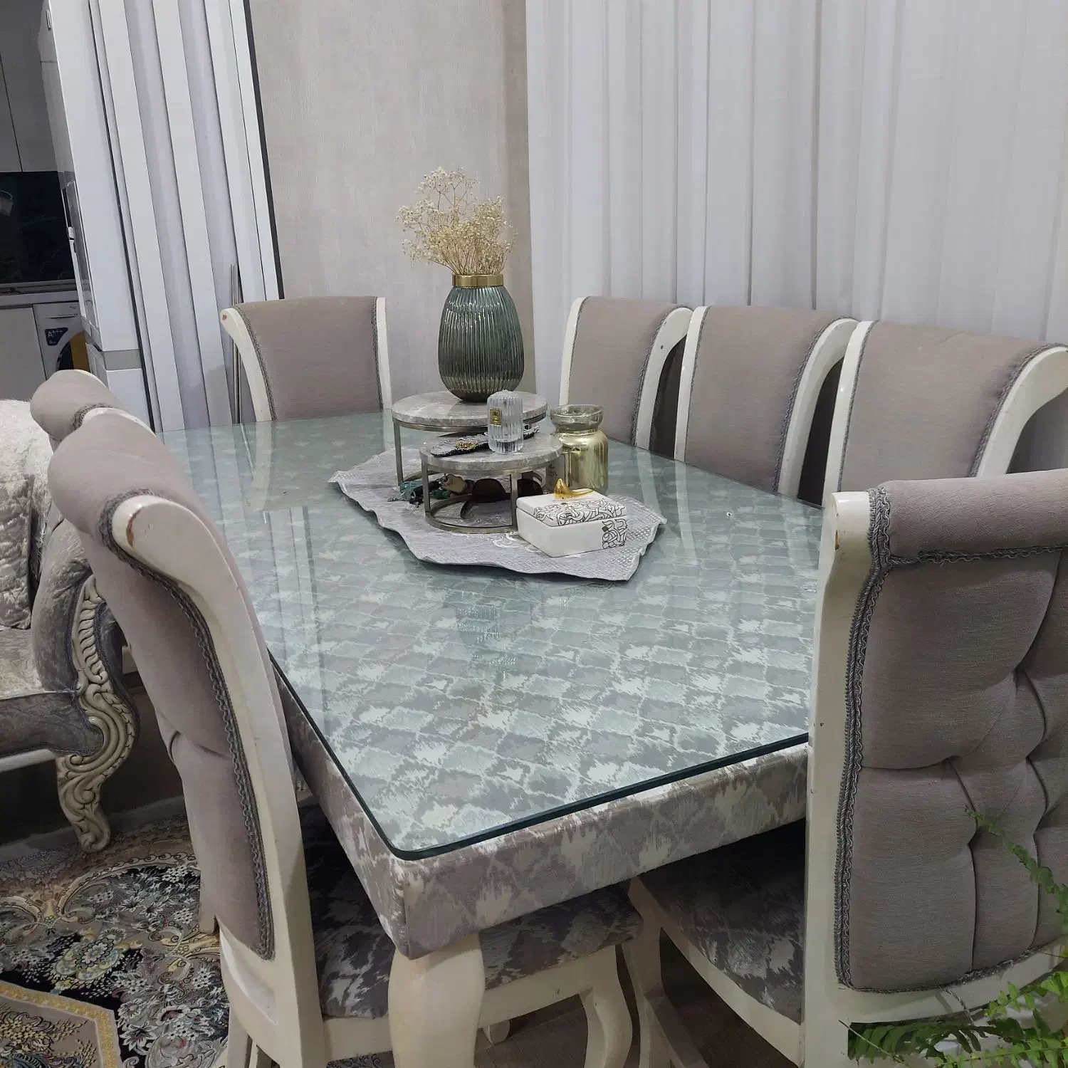 میز نهار خوری ۸ نفره|میز و صندلی غذاخوری|سبزوار, قصبه شرقی|دیوار