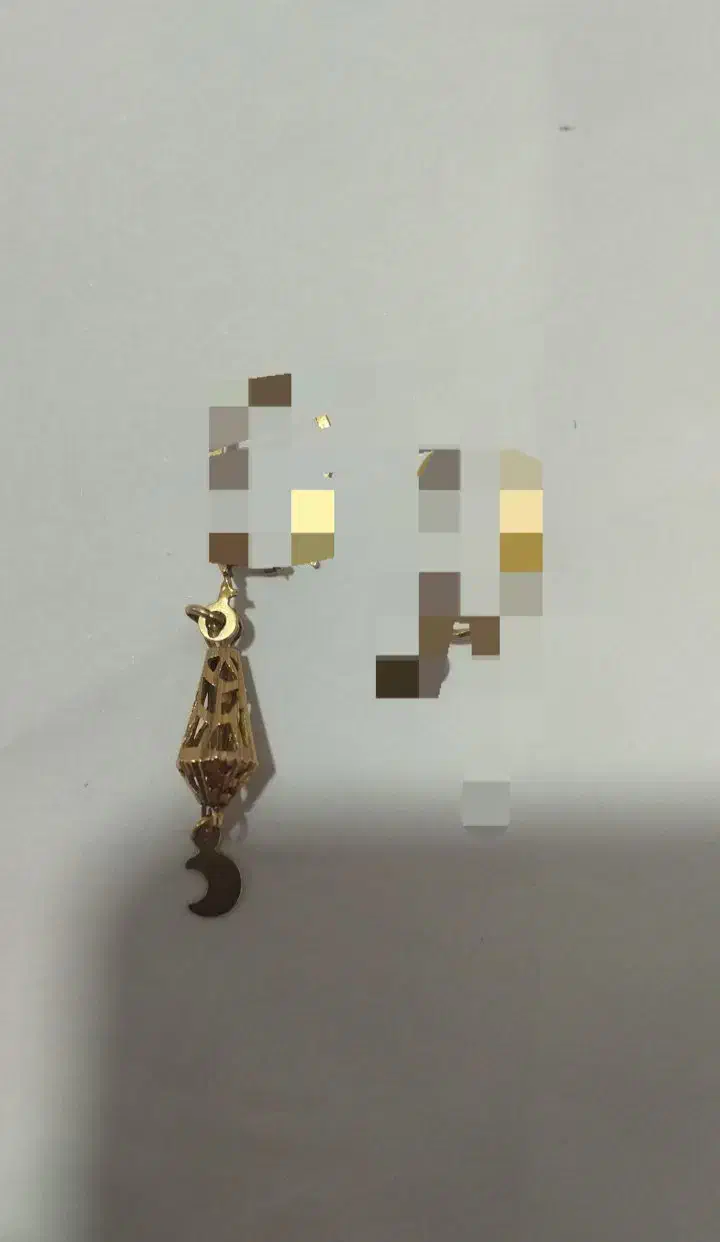 گمشده طلا|اشیا|تبریز, |دیوار