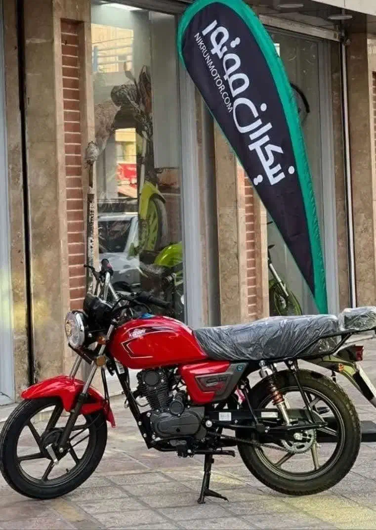 بنللی 150کی وی ایتالیا مدل 1404|موتورسیکلت|اراک, |دیوار