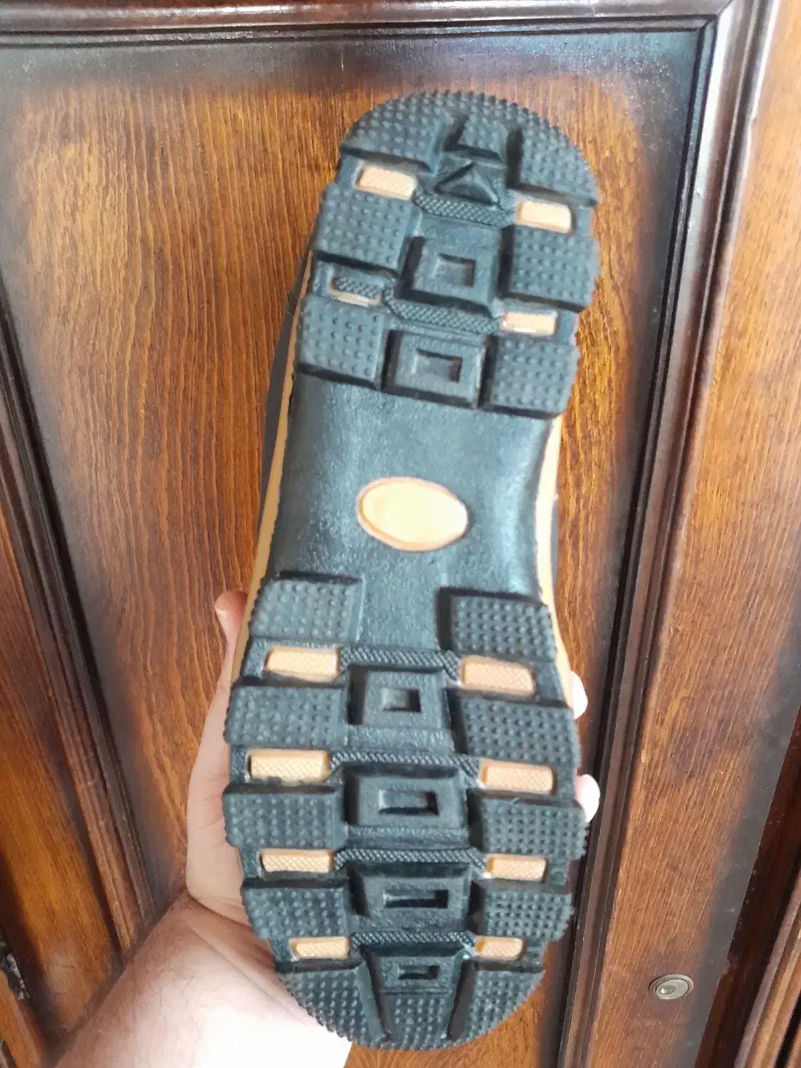 کفش کوهستان 44|کیف، کفش، کمربند|لنگرود, |دیوار