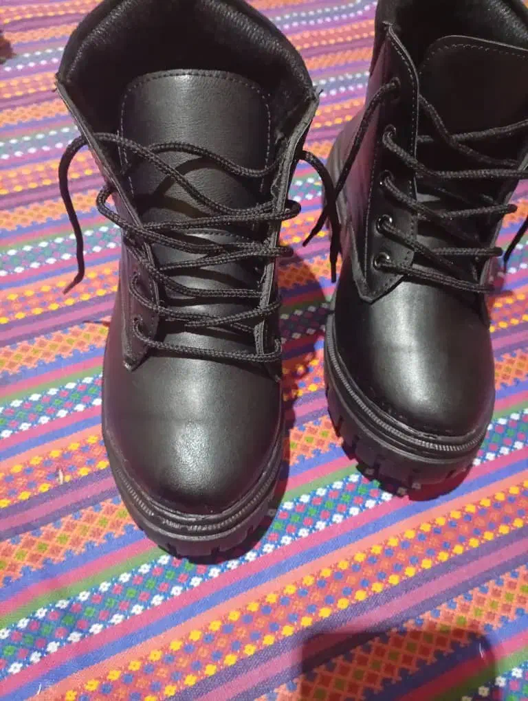 پوتین دخترانه کاملا نو37|کیف، کفش، کمربند|پرند, فاز ۳|دیوار