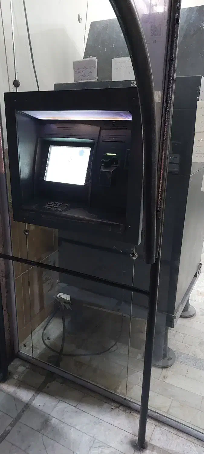 atm|ابزارآلات|رشت, دخانیات|دیوار