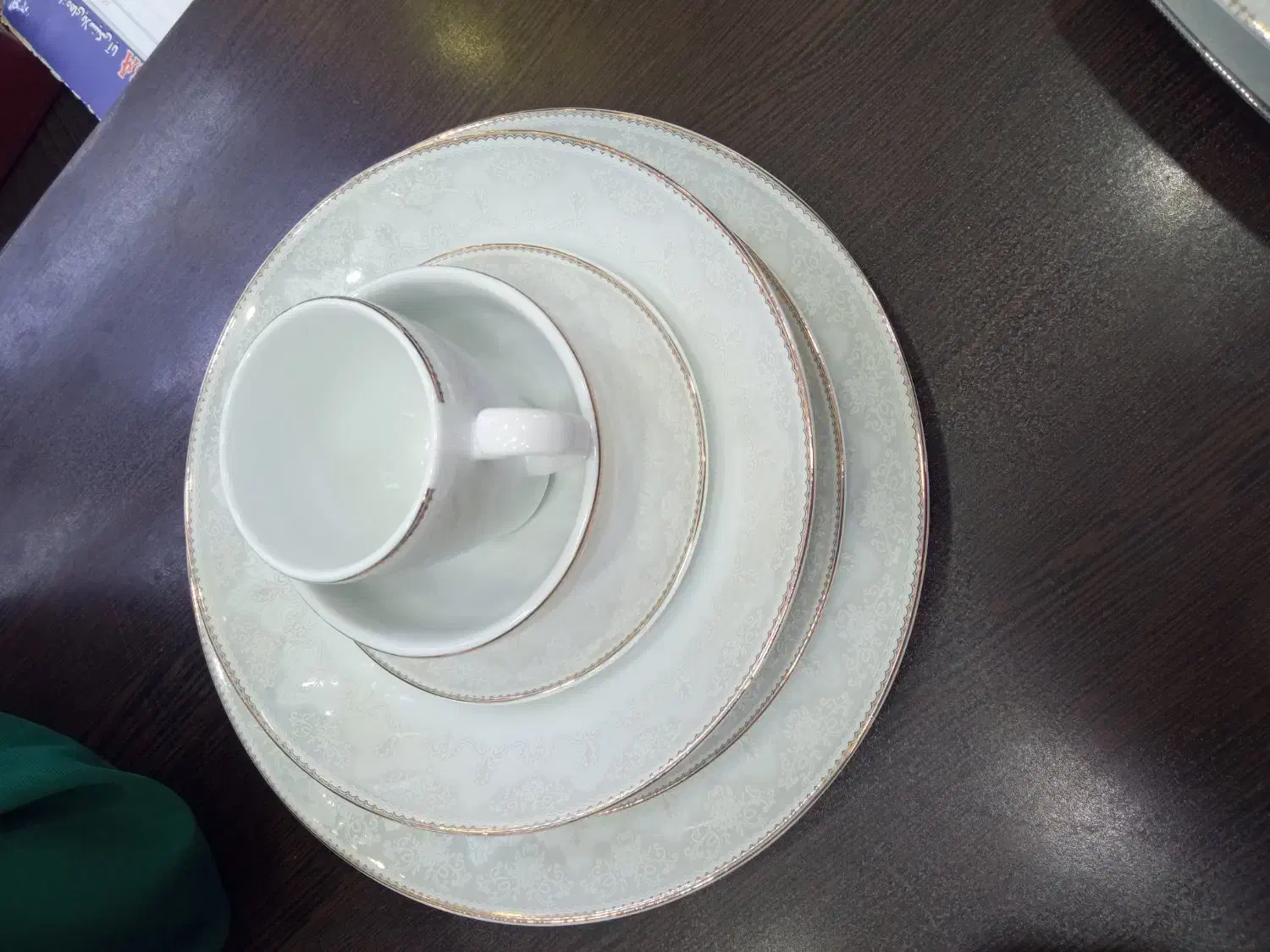 سرویسچینی LAURION|ظروف سرو و پذیرایی|بانه, |دیوار