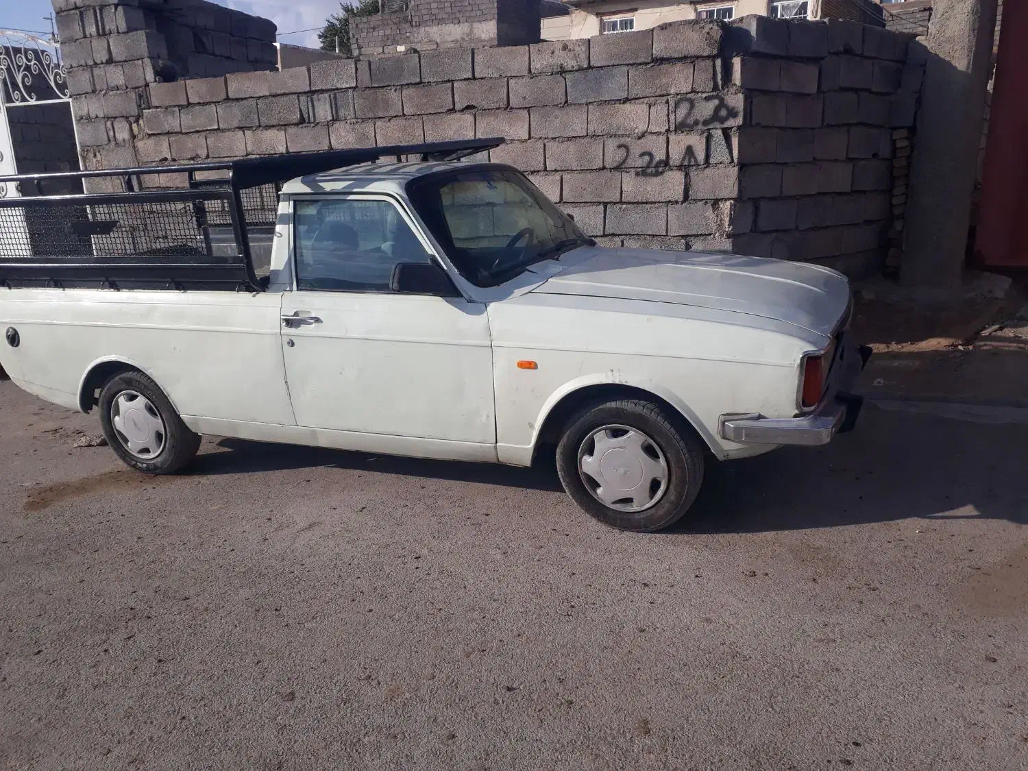 پیکان وانت مدل ۸۴|خودرو سواری و وانت|دلبران, |دیوار