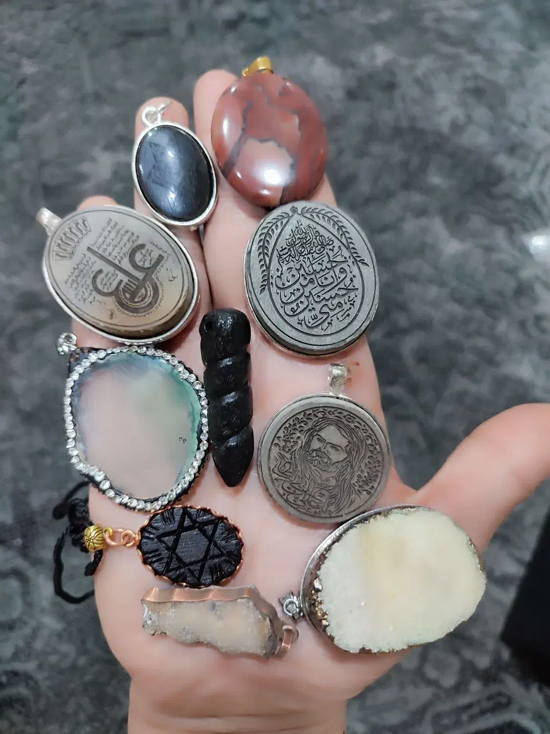 گردنی و زنجیر|جواهرات|شیراز, فرهنگیان|دیوار