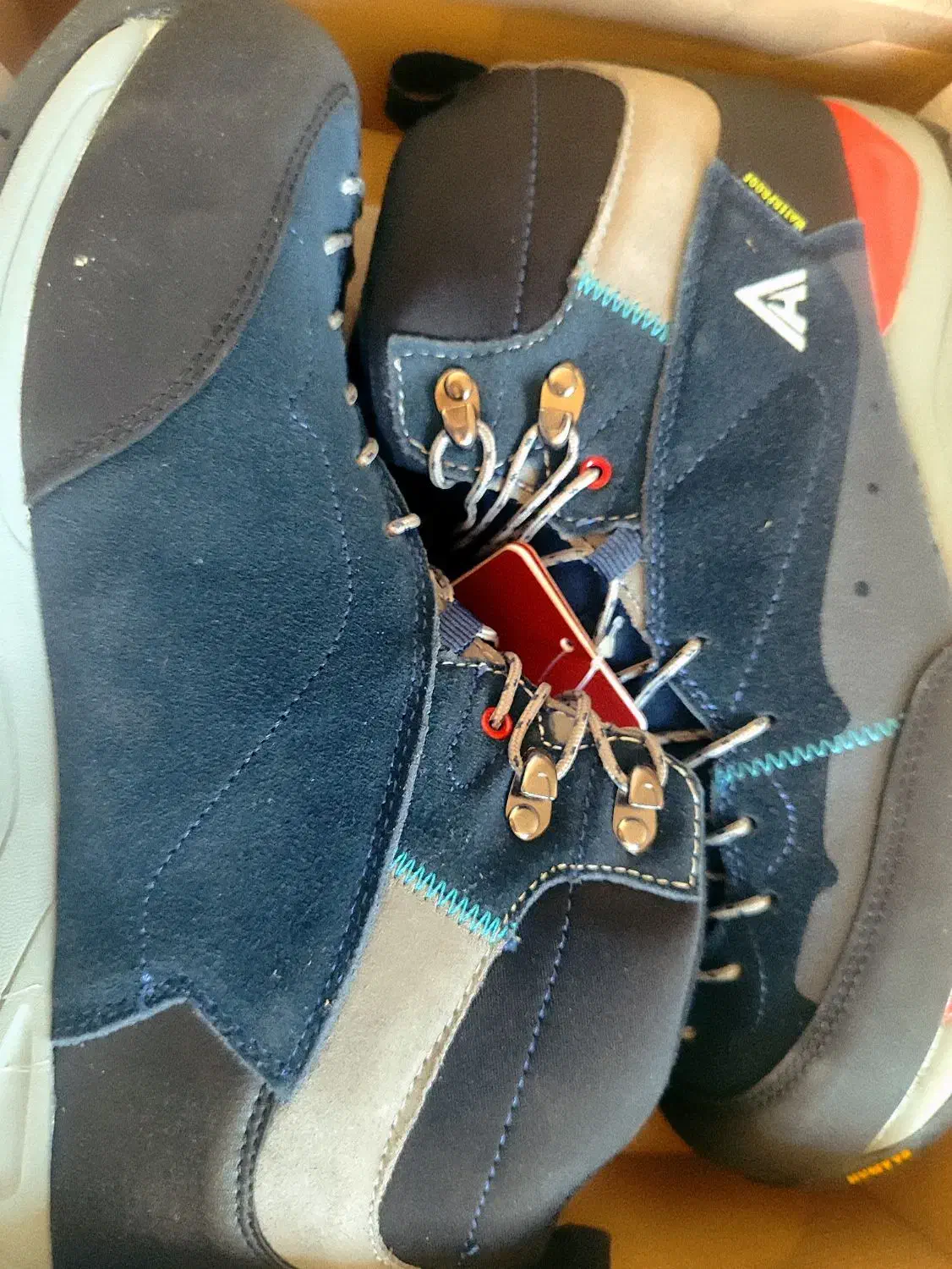 کفش کوهستان مدل HUMTTO هامتو|کیف، کفش، کمربند|شهرکرد, |دیوار