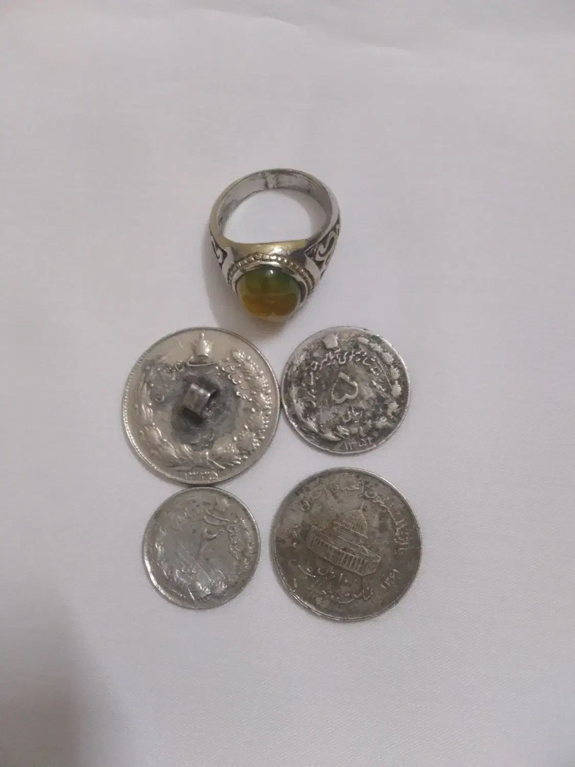 چهارعددسکه ویک عددانگشتر۵۰۰فروش فوری|کلکسیون سکه، تمبر، اسکناس|کرمانشاه, |دیوار