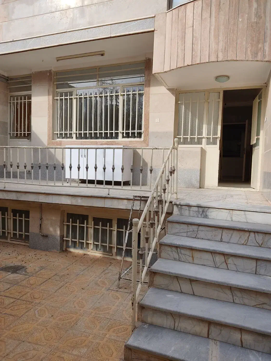 اجاره خانه ویلایی|اجارهٔ خانه و ویلا|سبزوار, گلشن|دیوار