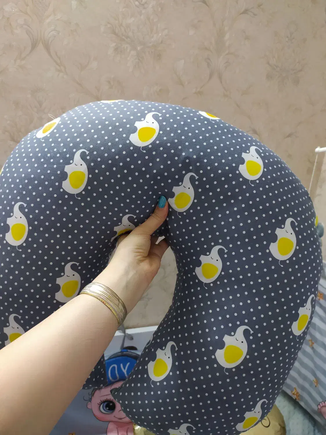 بالشت شیردهی نوزاد کاملاسالم همراه کاور|اسباب و اثاث بچه|اراک, |دیوار