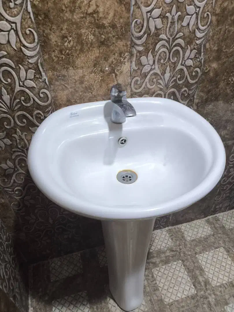 ۲عدد روشویی تمیز ونو|لوازم سرویس بهداشتی|آبادان, |دیوار