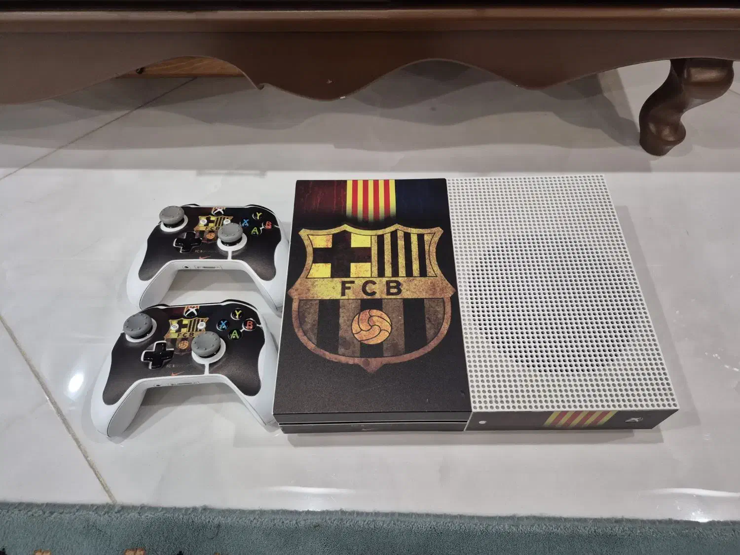 ایکس باکس وان اس xbox one s ۱ ترابایت ۲ دسته|کنسول، بازی ویدئویی و آنلاین|ری, دیلمان|دیوار