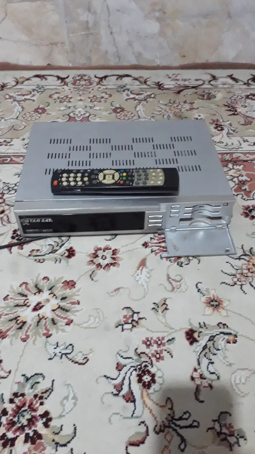 گیرنده|صوتی و تصویری|مشهد, هفده شهریور|دیوار