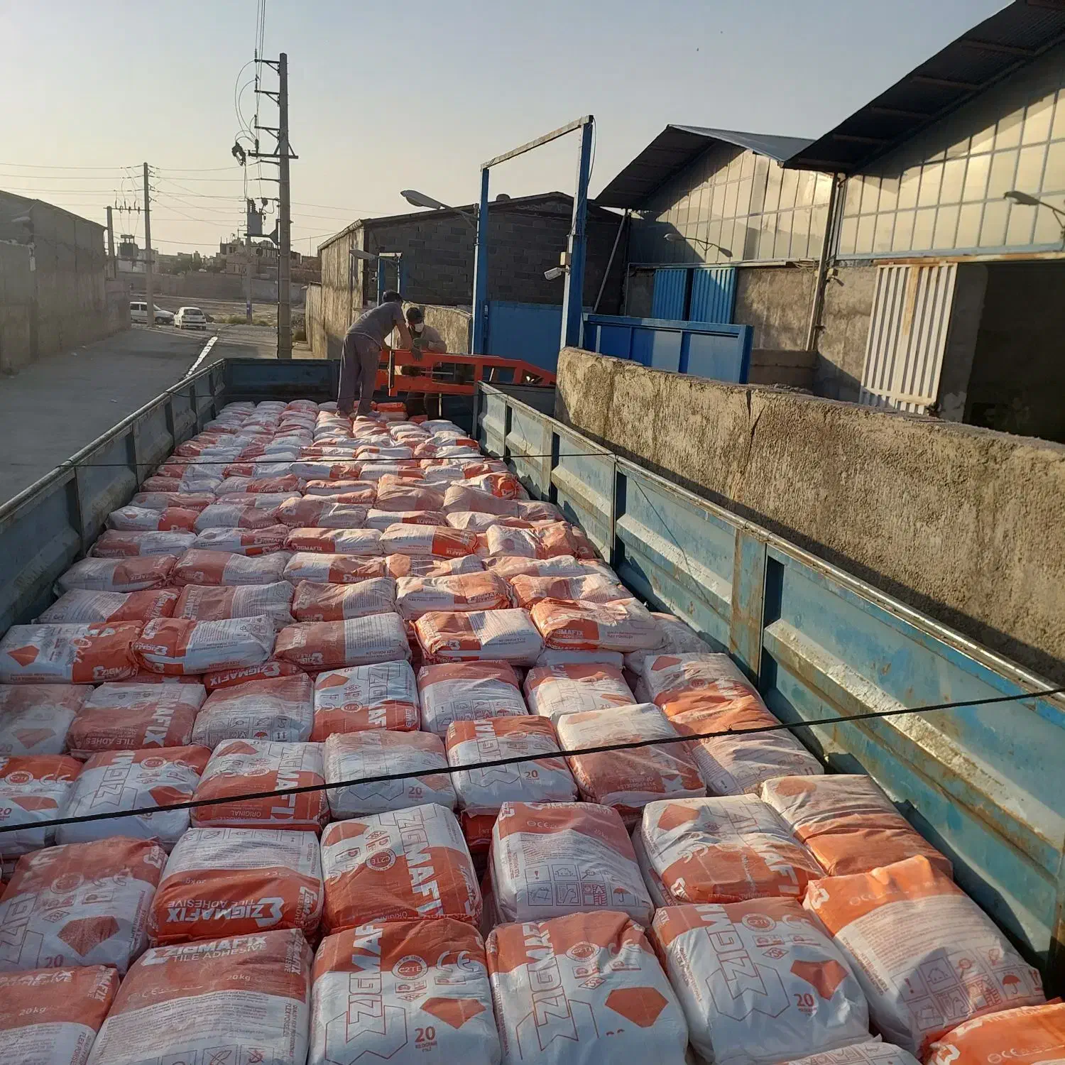 فروش عمده چسب بلوک هبلکس تولیدکننده باسابقه|مصالح و تجهیزات ساختمان|تهران, کیانشهر|دیوار