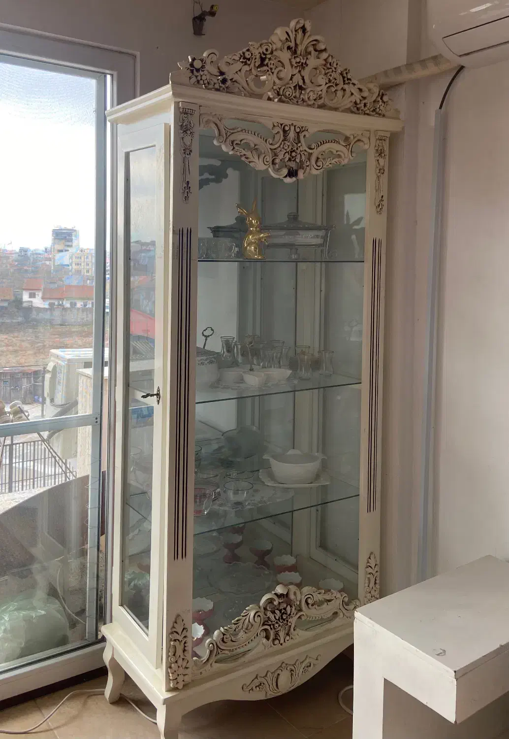 ویترین کاملا سالم|بوفه، ویترین، کنسول|رشت, بالاکویه|دیوار