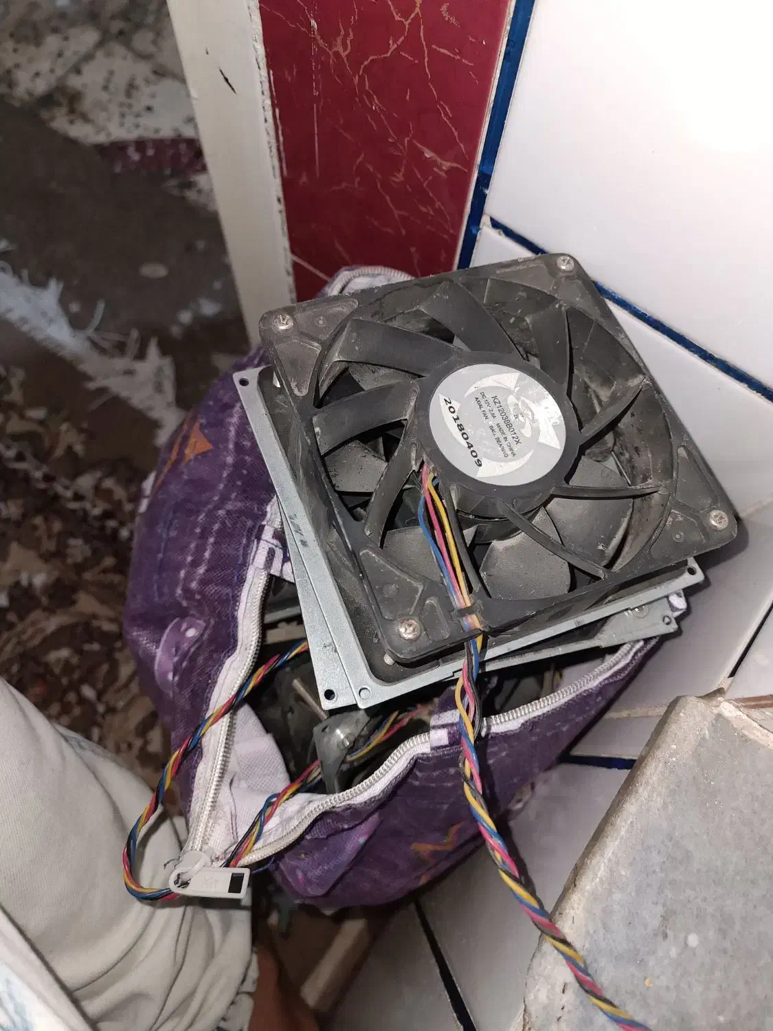 فن ماینر|قطعات و لوازم جانبی رایانه|شوش, |دیوار