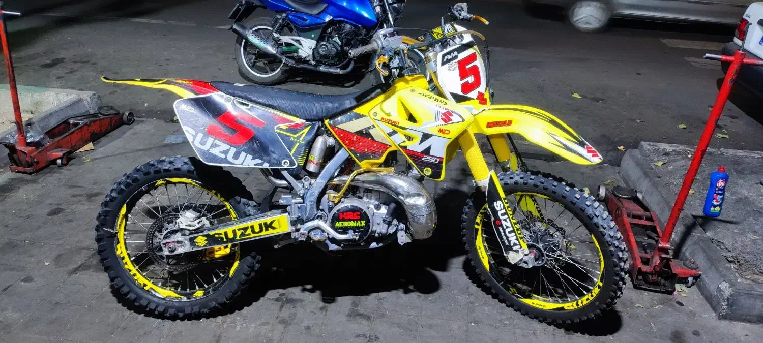 موتور کراس سوزوکی Rm250 2008|موتورسیکلت|تهران, قلمستان|دیوار