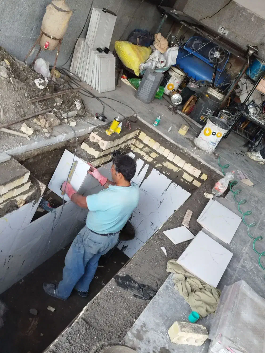 استا اوستا بنا سیمان کار تخریب کار  مصالح همه کار|خدمات پیشه و مهارت|مشهد, پنجتن|دیوار