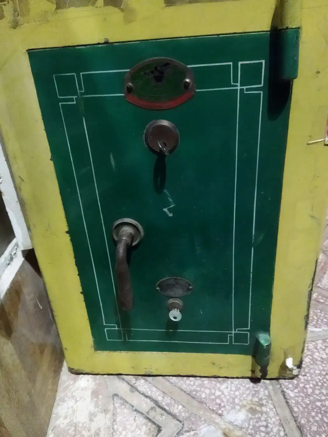 گاوصندوق یک طبقه سه قفله|ابزارآلات|قرچک, میرزائی شمالی|دیوار