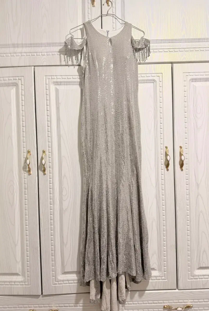 سارافن و لباس مجلسی|حراج|نسیمشهر, |دیوار