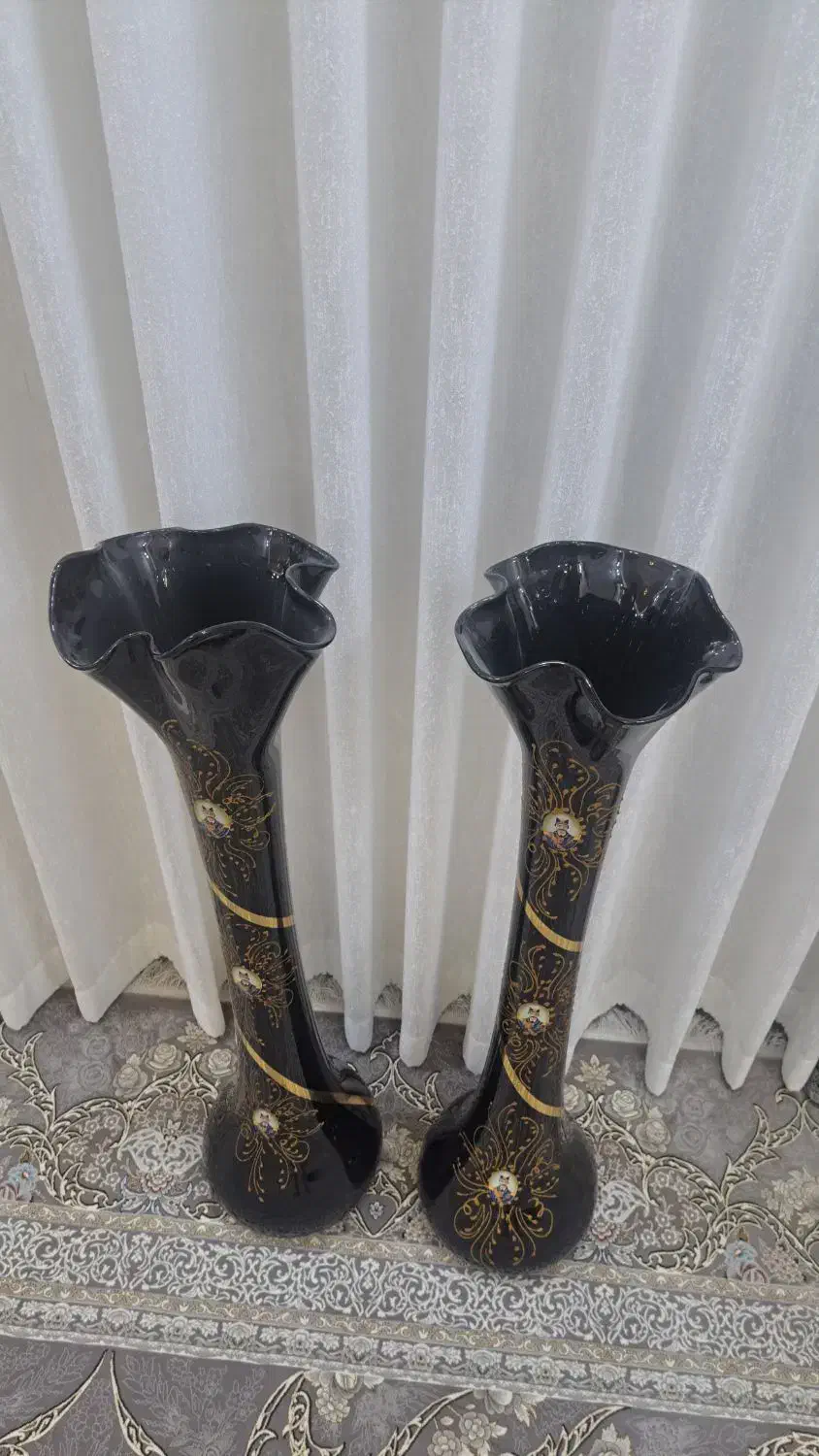 گلدان شیشه ای|کلکسیون اشیاء عتیقه|فلاورجان, |دیوار