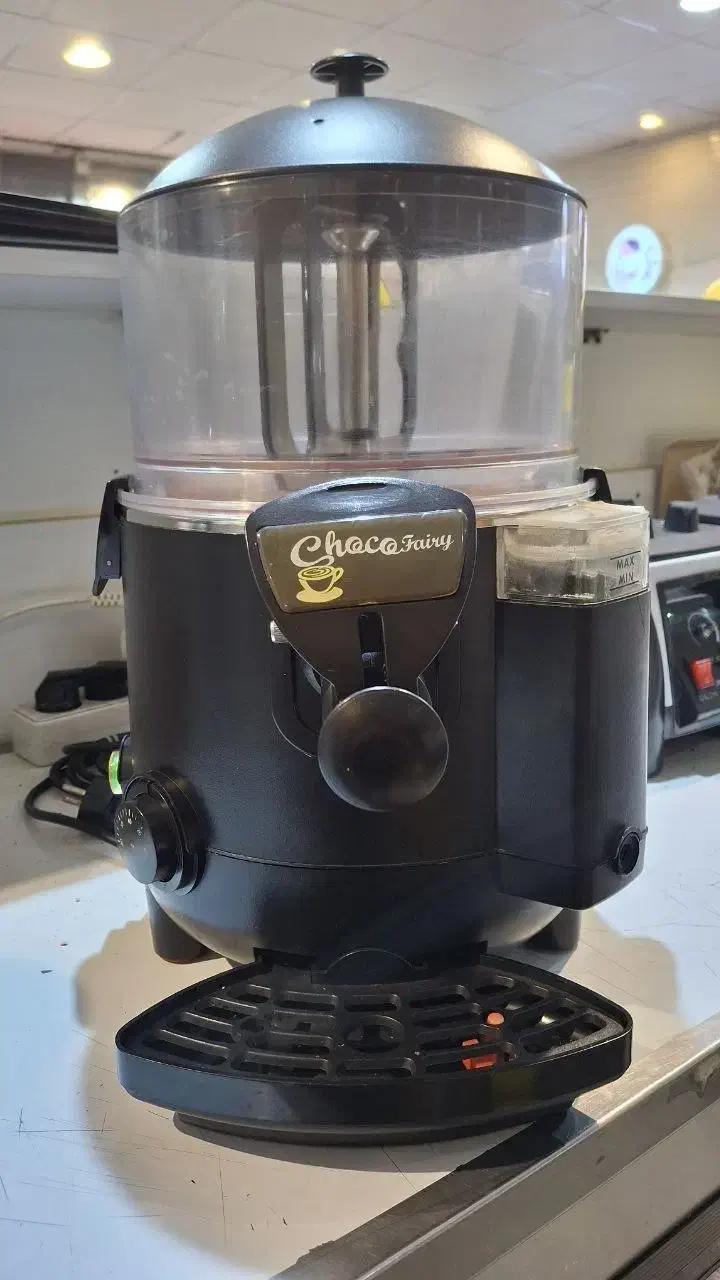 شیرگرم کن|کافیشاپ و رستوران|تربتحیدریه, شهید قرنی|دیوار