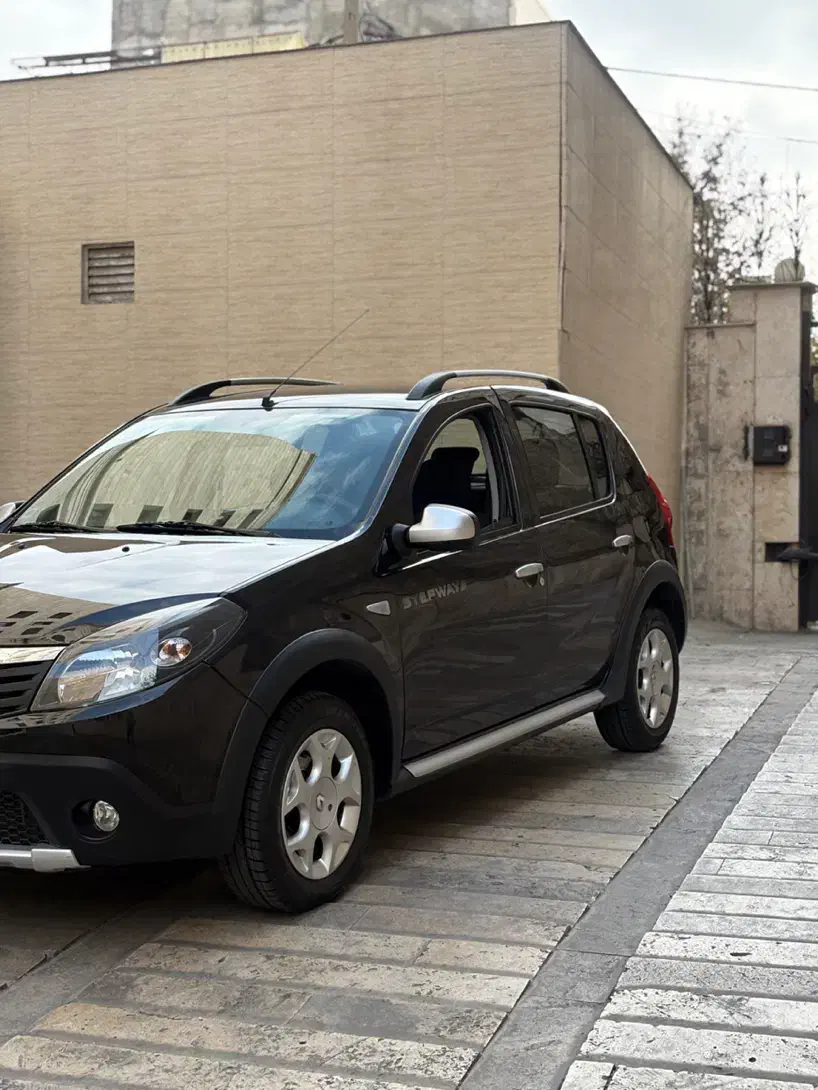 رنو ساندرو استپ وی دنده ای مدل ۹۶|خودرو سواری و وانت|تهران, تهرانپارس غربی|دیوار