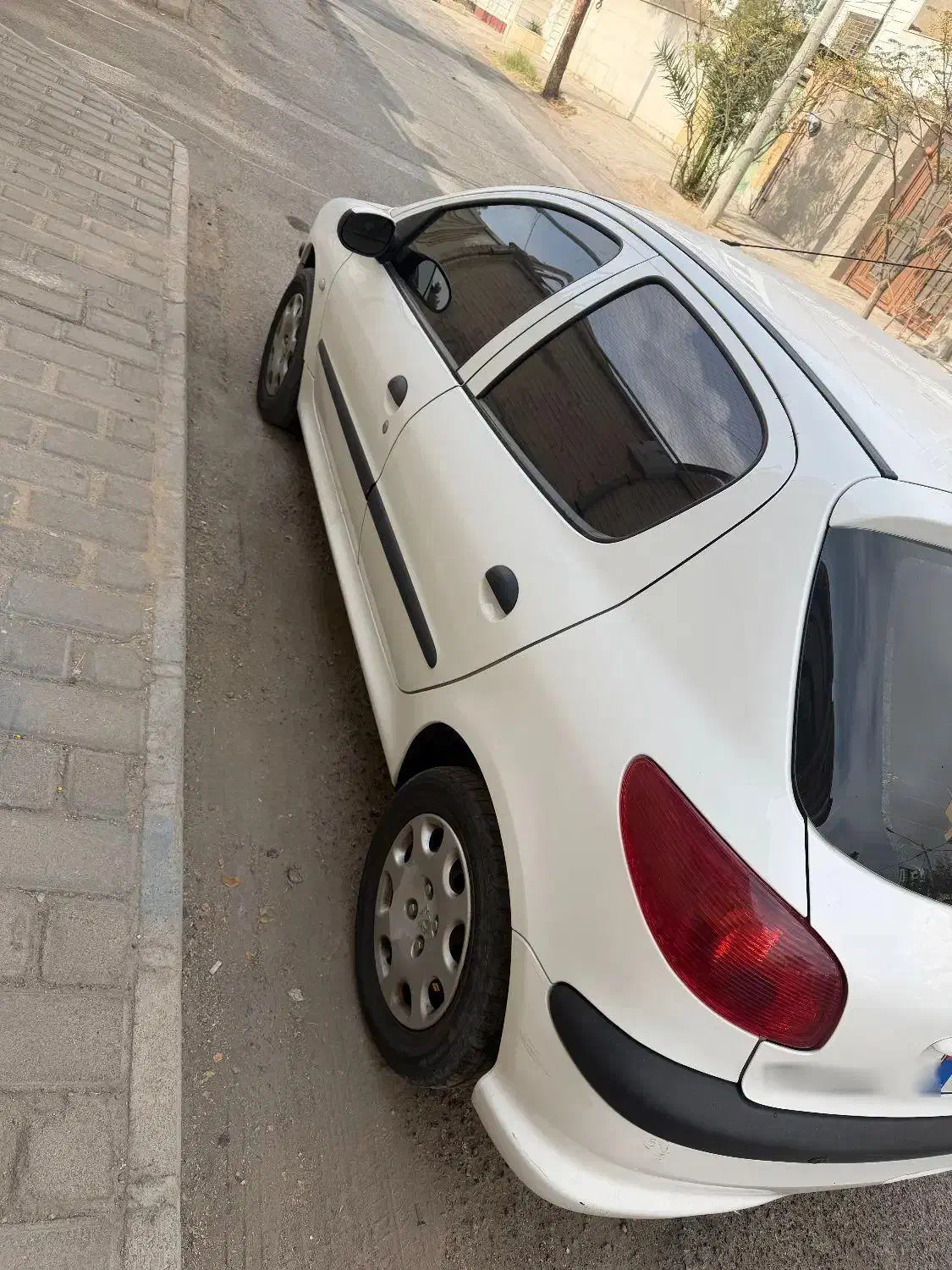 ۲۰۶تیپ۵مدل۹۸سفید|خودرو سواری و وانت|سمنان, |دیوار