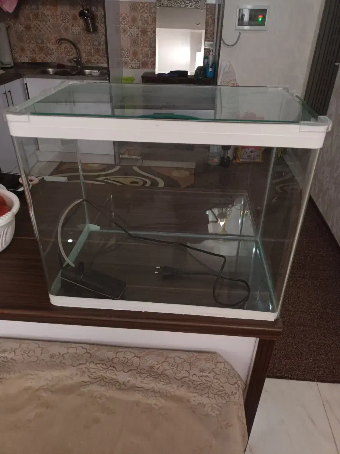 آکواریوم شیشه خم در حد نو...|ماهی|اندیشه, شهرک مریم|دیوار