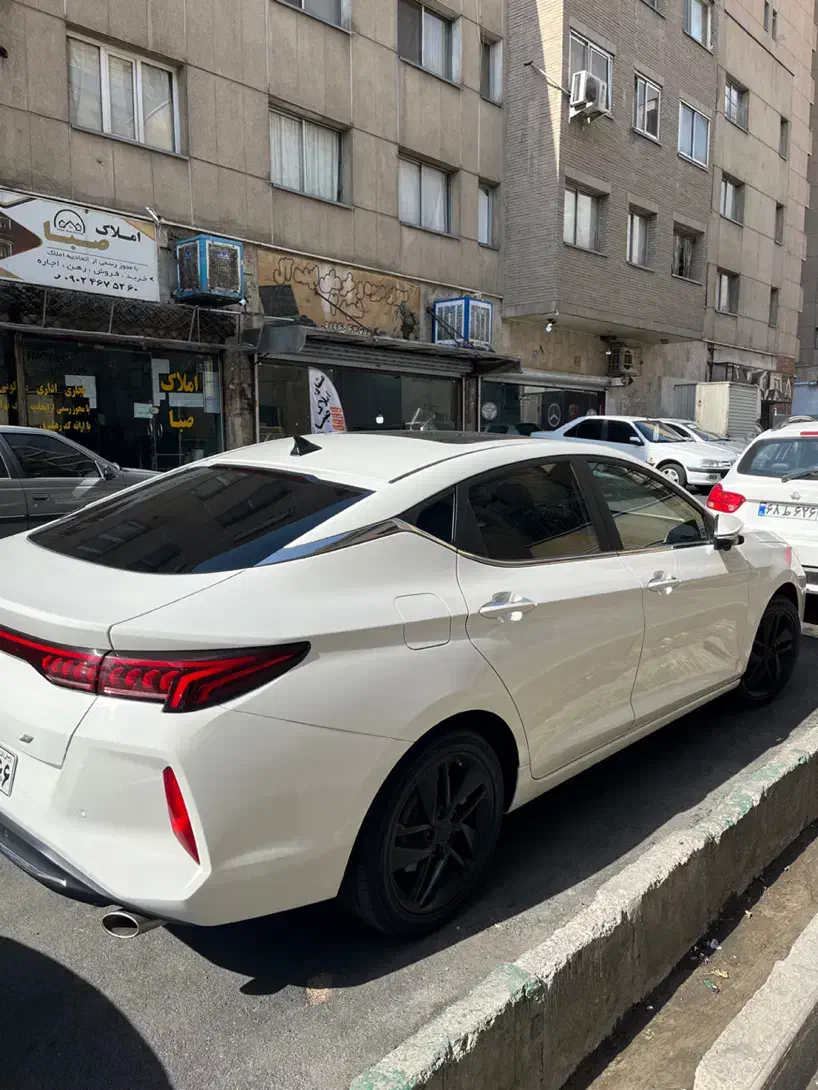 Kmc j7 مدل ۴۰۳|خودرو سواری و وانت|شهر ری, دیلمان|دیوار