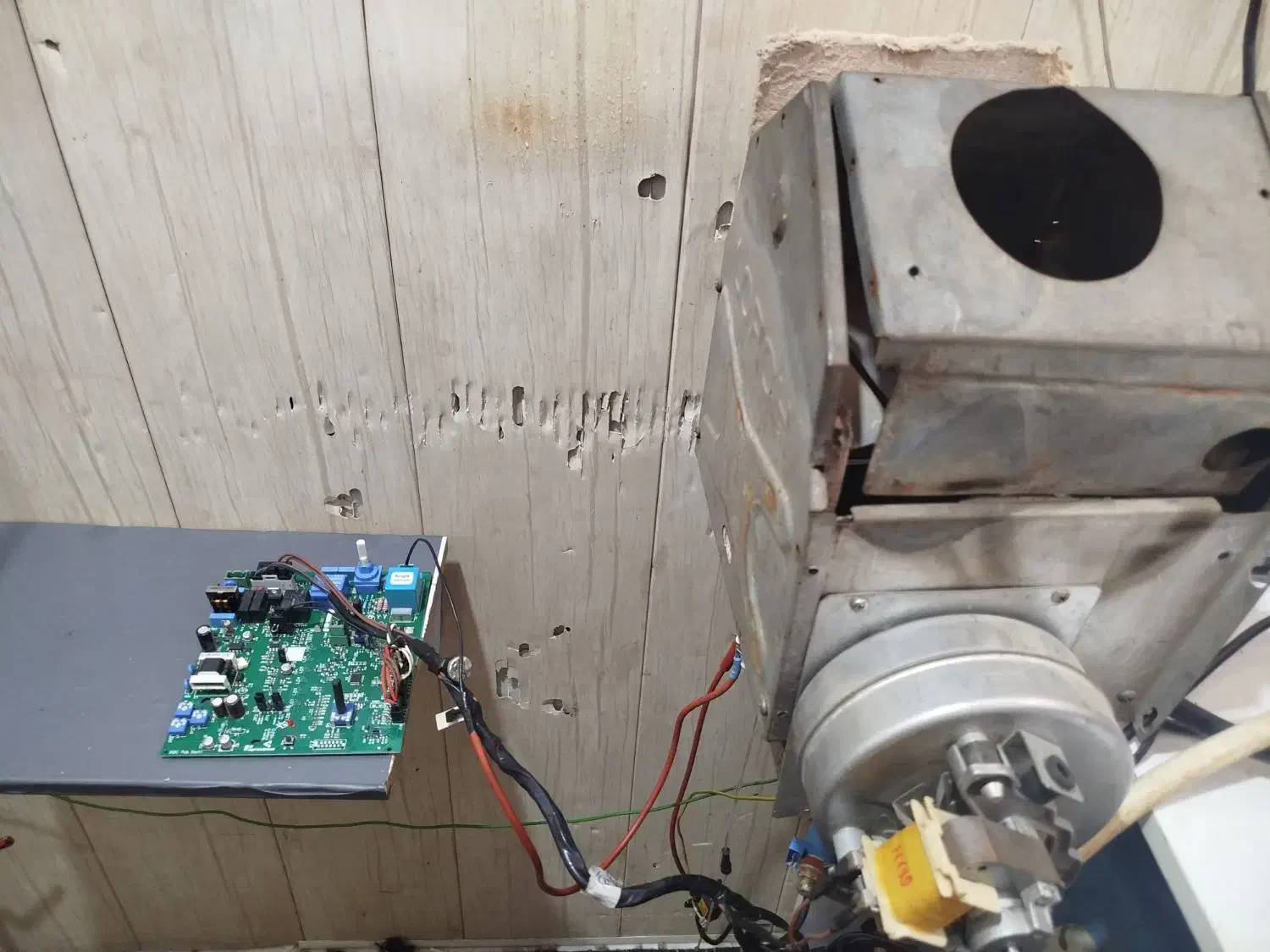 تعمیر پکیج.کولرگازی.یخچال(برد)|خدمات پیشه و مهارت|کرمانشاه, |دیوار