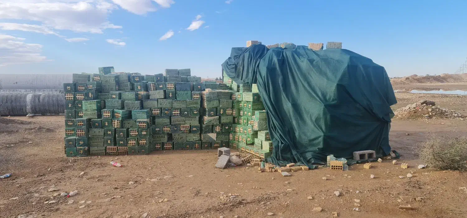 تعداد ۳۰۰۰۰ عدد آجر زر نما اصفهان|مصالح و تجهیزات ساختمان|گیلان غرب, |دیوار