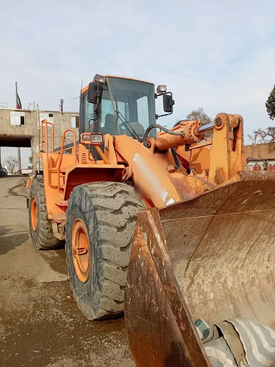 لودر دوسان مدل ۲۰۰۹|خودرو سنگین|بهارستان, |دیوار